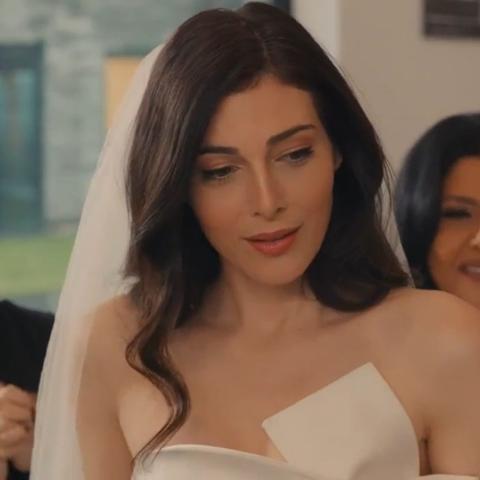 مسلسل الثمن الحلقة 87 النظرة الأولى على فستان زفاف سارة