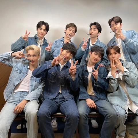 EXO