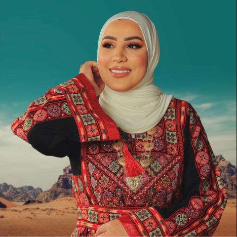 نداء شرارة - صورة من فيسبوك