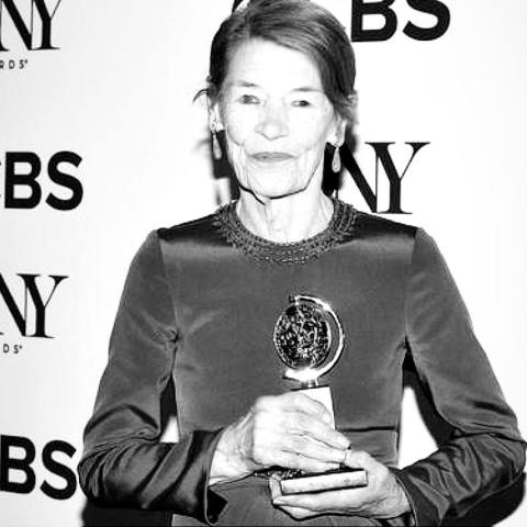 غليندا جاكسون - صورة من غوغل