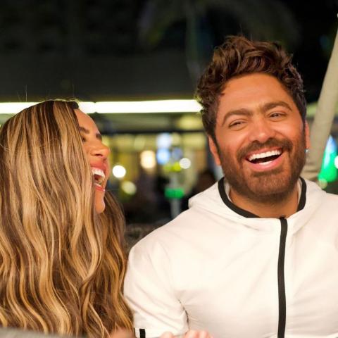 تامر حسني مع فريق عمل تاج - صورة من تويتر