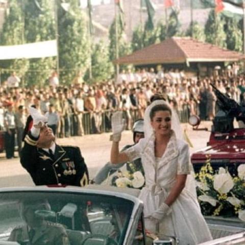 لقطات من الموكب الاحمر لحفل زفاف الملك عبد الله الثاني