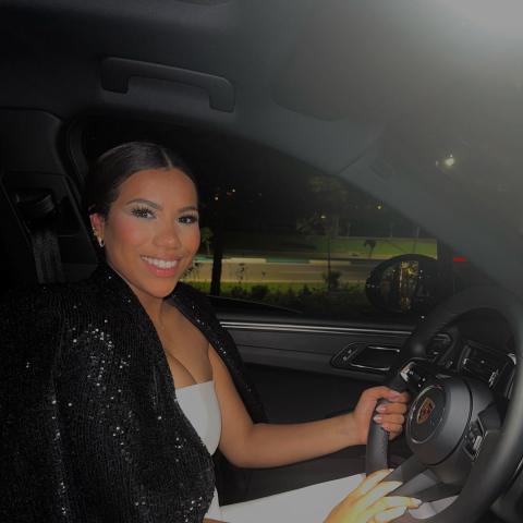 وداد حكيمي- انستقرام @ouidadhakimii