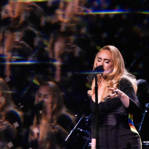 أديل- انستقرام @adele