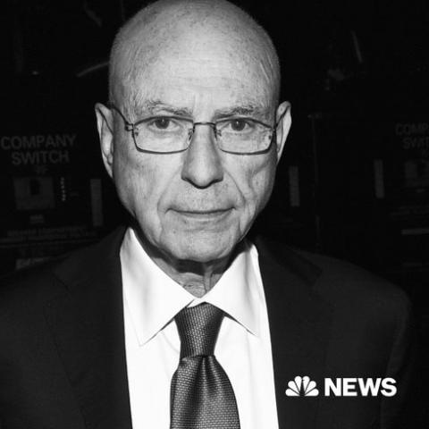 الراحل آلان أركين - صورة من حساب @NBCNews على تويتر