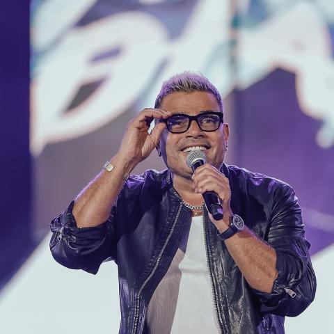 عمرو دياب - صورة من فيسبوك