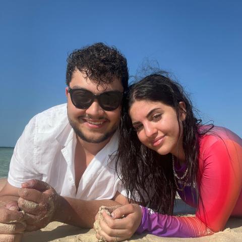 أحمد أبو الرب وصبا شمعة - صورة من إنستقرام