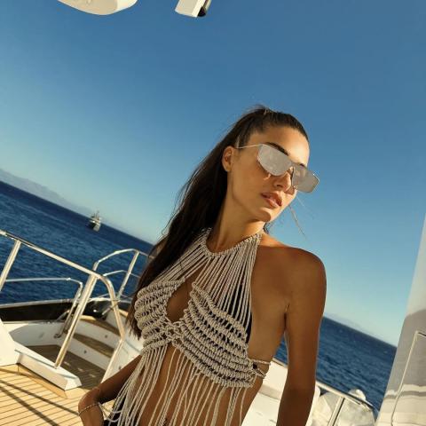 هاندا أرتشيل- انستقرام @handemiyy