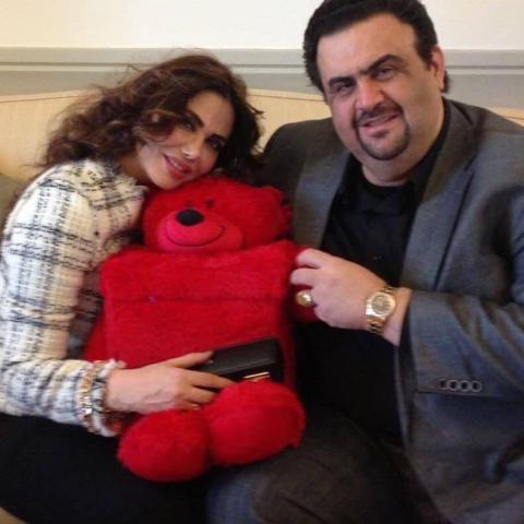 نورمان أسعد برفقة زوجها - صورة متداولة