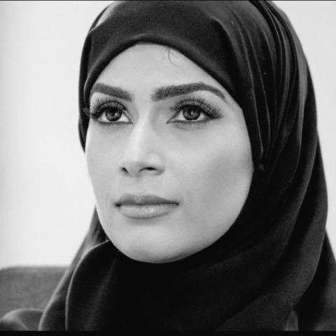 الراحلة الشاعرة هلالة الحمداني - صورة من تويتر