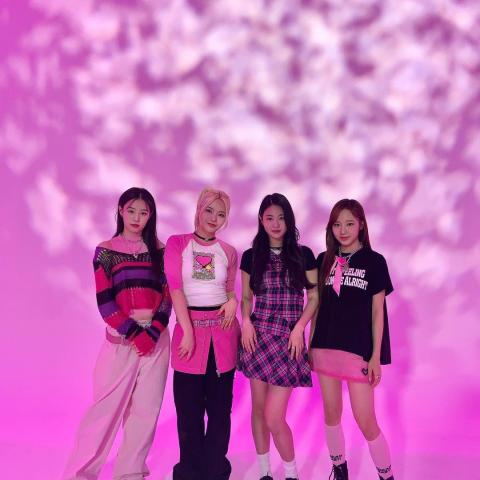 صورة من انستقرام FIFTY FIFTY Official