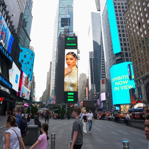 صورة بلقيس في قلب ساحة تايمز سكوير