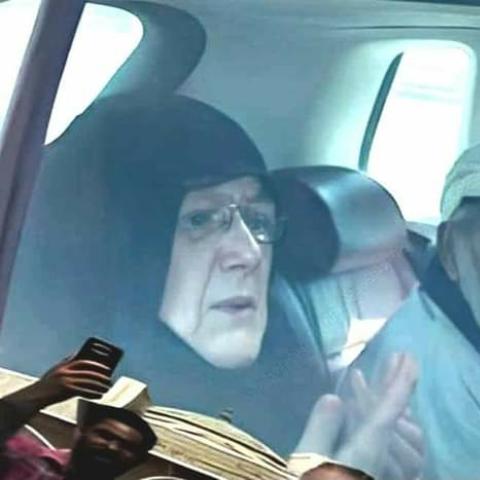 شمس البارودي و حسن يوسف من جنازة ابنهما الراحل عبد الله