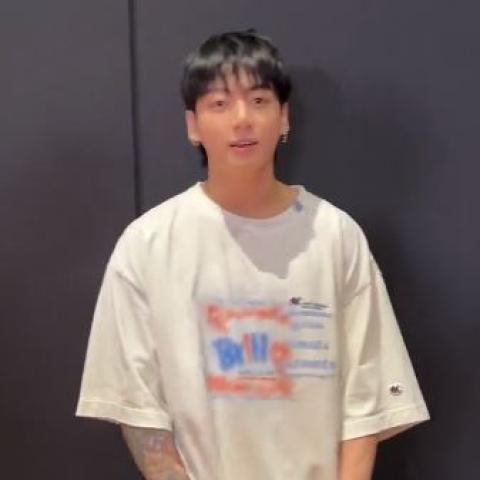 جونغكوك Jungkook عضو فرقة BTS إ