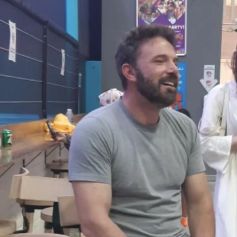 بن أفليك في دبي - تويتر