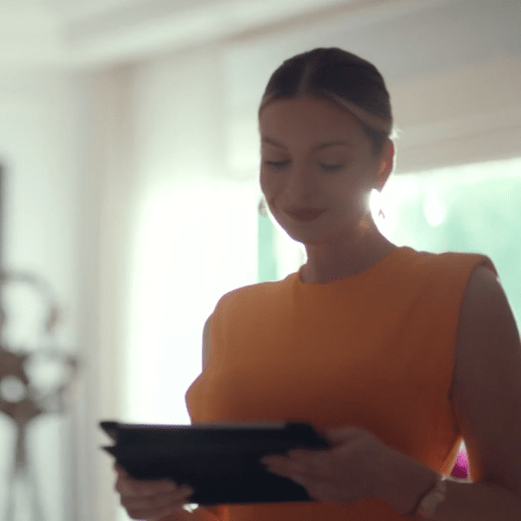 مسلسل كريستال الحلقة 35 - مصدر الصورة شاهد