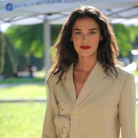 بينار دنيز - صورة من انستقرام