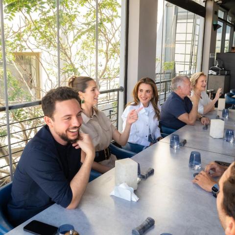 الملكة رانيا و الأميرة رجوة و ولي عهد الأردن - صورة من إنستقرام