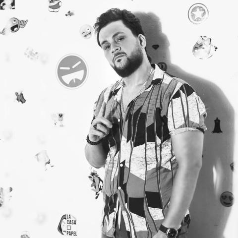 الراحل محمد الوزير - صورة من فيسبوك