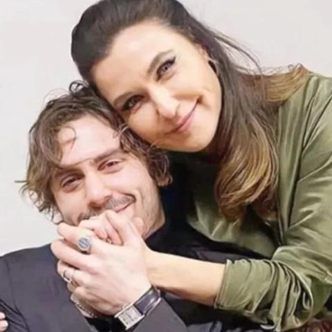 شيفال سام وابنها تارو - صورة من تويتر