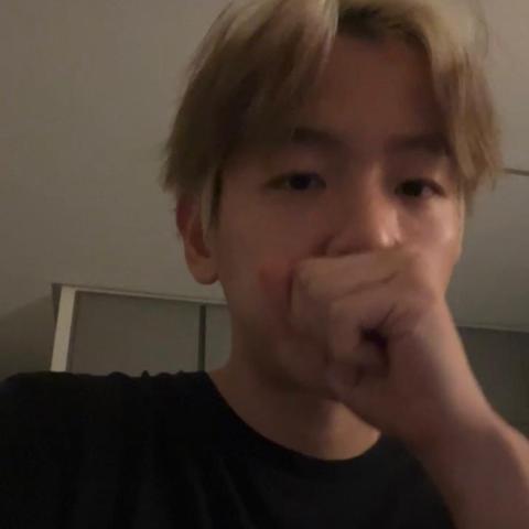 بيكهيون - تويتر