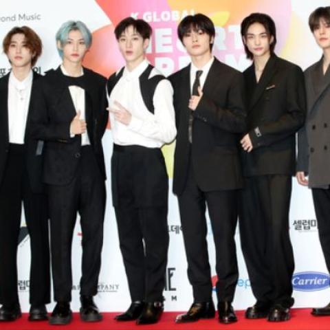 أعضاء فرقة Stray Kids - صورة من غوغل