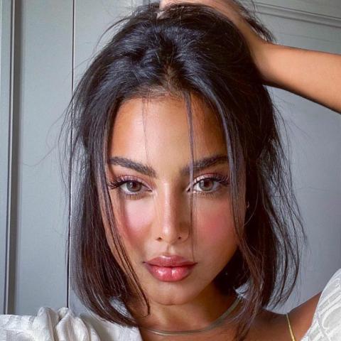 فاطمة المؤمن - صورة من تويتر