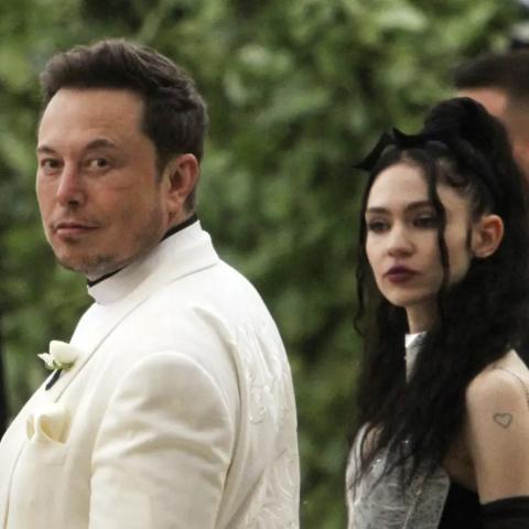 ايلون ماسك و غرايمز - عام 2018 من غوغل