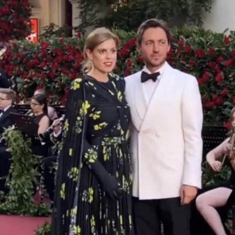 صورة من انستغرام فوغ - الأميرة باتريس و إدواردو مابيلي موزي