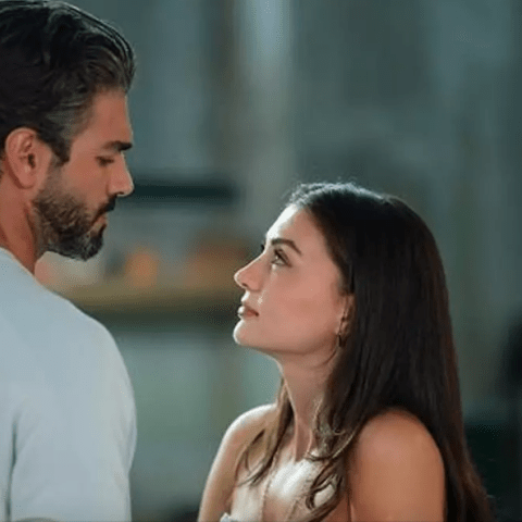 مسلسل عميل الحب Ruhun Duymaz - مصدر الصورة تويتر