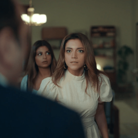 مسلسل كريستال الحلقة 58 - مصدر الصورة شاهد