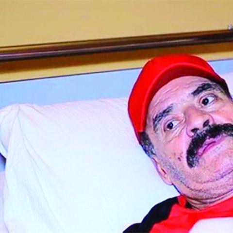 أحمد رافع من المستشفى - صورة معدلة