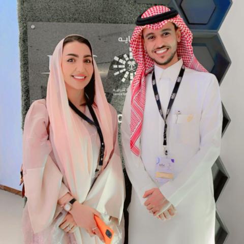 هبة الحسين وعايض يوسف - صورة من غوغل