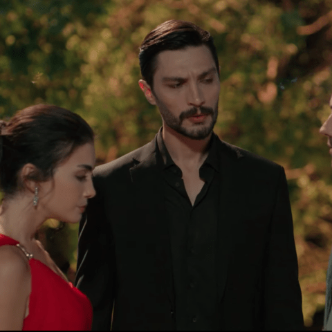 مسلسل الياقوت Safir - مصدر الصورة atv