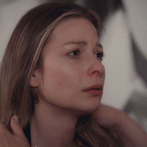 مسلسل كريستال الحلقة 73 - مصدر الصورة شاهد