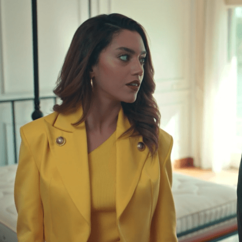 مسلسل كريستال الحلقة 90 والأخيرة - مصدر الصورة شاهد