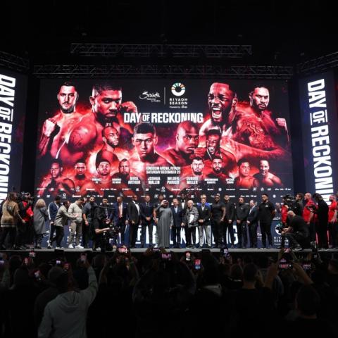 صورة لـ معالي المستشار تركي آل الشيخ مع أبطال العالم في المكالمة