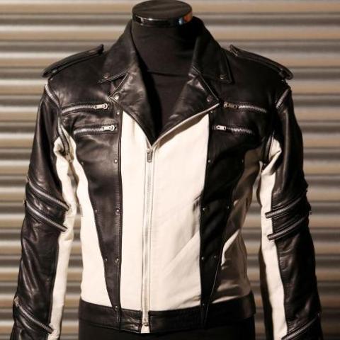 سترة مايكل جاكسون - تويتر