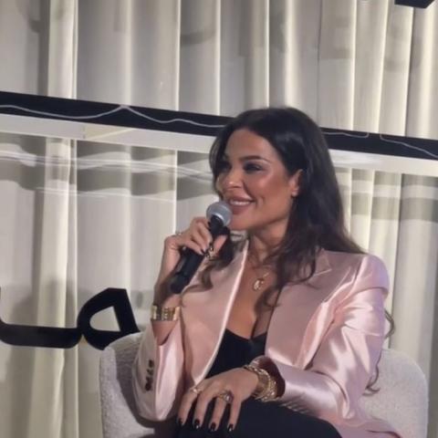 نادين نجيم - صورة معدلة من السوشيال ميديا