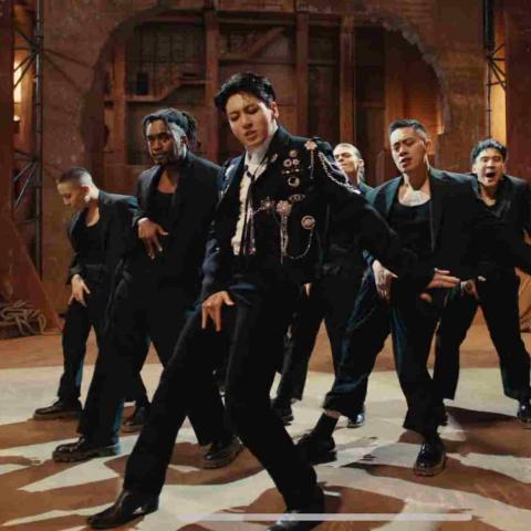 جونغكوك -صورة معدلة من السوشيال ميديا