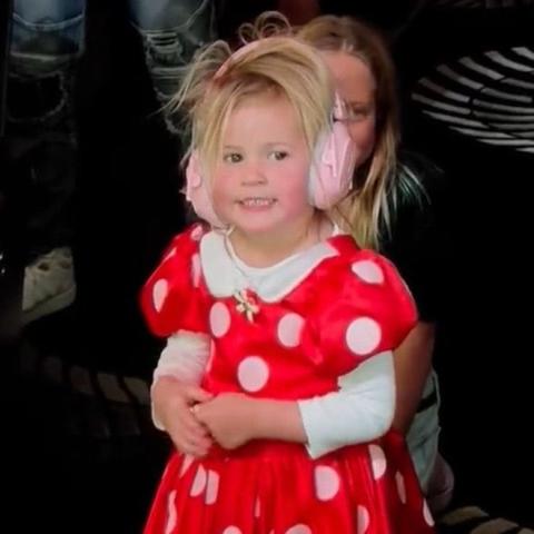 صورة لابنة كاتي بيري من الحفل