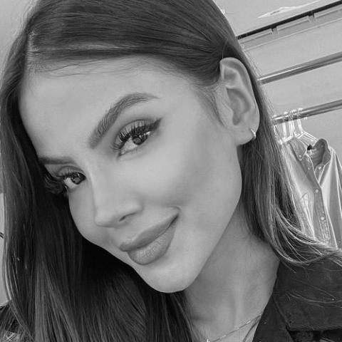 بسبب عملية شفط الدهون.. وفاة الانفلونسر  لوانا أندرادي