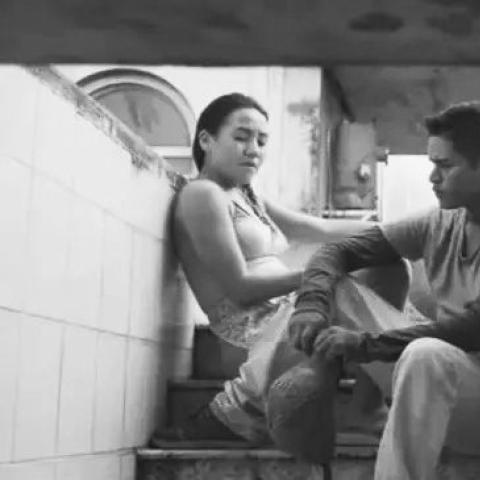 - مشهد لـ كيفن مونرو من فيلم لافابيروس - صورة معدلة