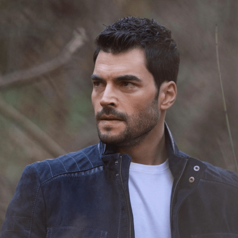 Akın Akınözü