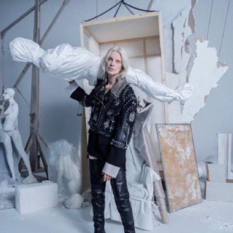 صورة من حملة زارا &quot;The Jacket&quot;