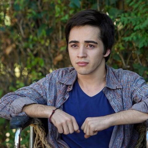 أوموت في مسلسل المتوحش