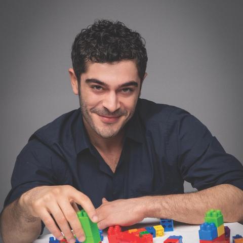 بوراك دنيز - صورة من انستقرام