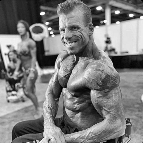 تشاد مكراري - إنستغرام