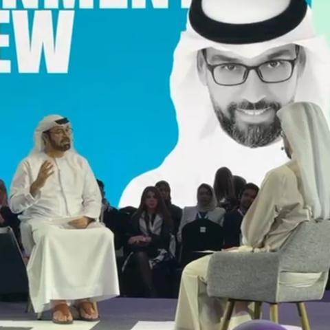 محمد القرقاوي يحاوره عمار تقي في قمة المليار متابع