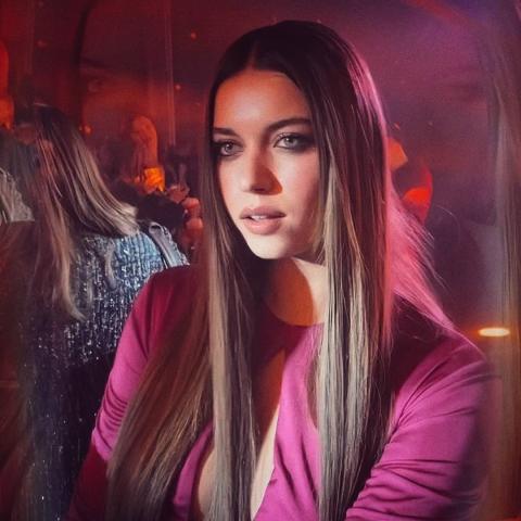 عفراء ساراتش أوغلو - صورة معدلة من السوشيال ميديا